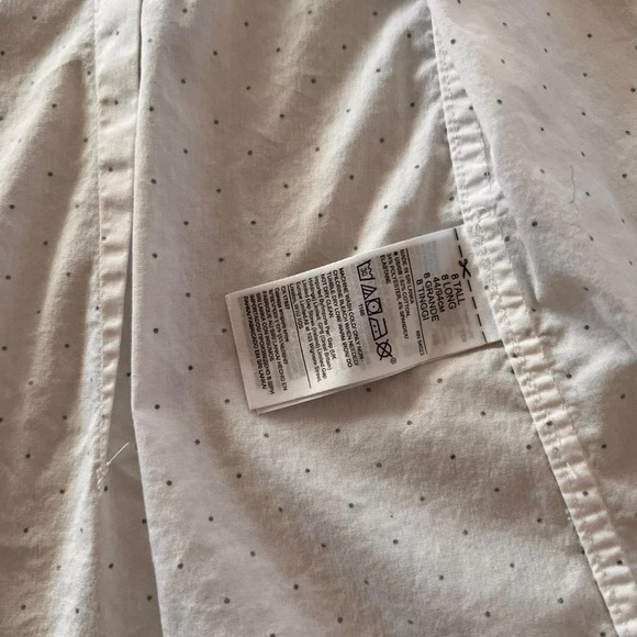 Banana Republic Summit Riley Tailored Fit White with Black Polka Dots NWOT - Picture 13 of 13